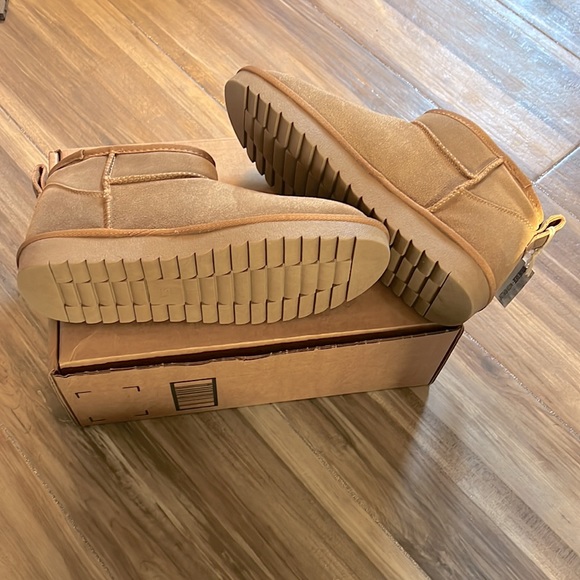 NWT Cushion sore Hip Cozy Ankle Boots🥾🏷️ - Picture 5 of 7